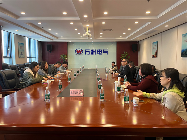 企校交流  共促發展6.jpg